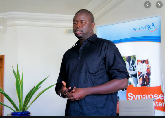 VIDEO - 20 ANS DE SENEWEB – Abdou Salam Fall, l’entrepreneur de l’ombre, génie du web, confrme son leadership !