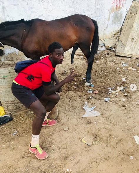 PHOTOS - Bouba Deumbaw, le nouveau phénomène des réseaux sociaux qui fait le buzz