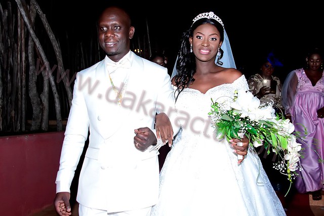 PHOTOS - Le mariage royal de Laurent Sène, DG de la chaîne d’hôtels Fleur de Lys et son épouse Aida Sène