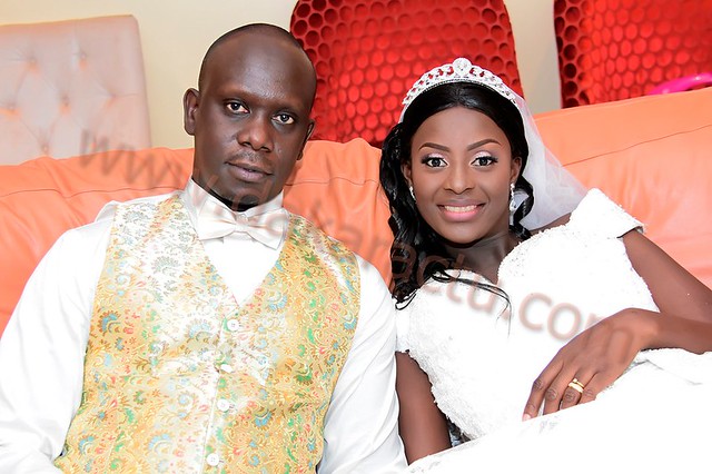 PHOTOS - Le mariage royal de Laurent Sène, DG de la chaîne d’hôtels Fleur de Lys et son épouse Aida Sène