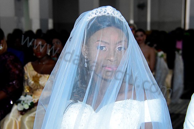 PHOTOS - Le mariage royal de Laurent Sène, DG de la chaîne d’hôtels Fleur de Lys et son épouse Aida Sène