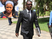 Passation de service: Youssou diplomate...Awa Ndiaye snobe la presse