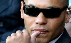 Karim Wade quitte le Sénégal, mais l’Ige lui demande d’être joignable 24h/24