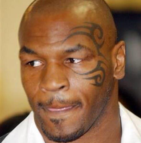 Mike Tyson fait ses débuts au cabaret