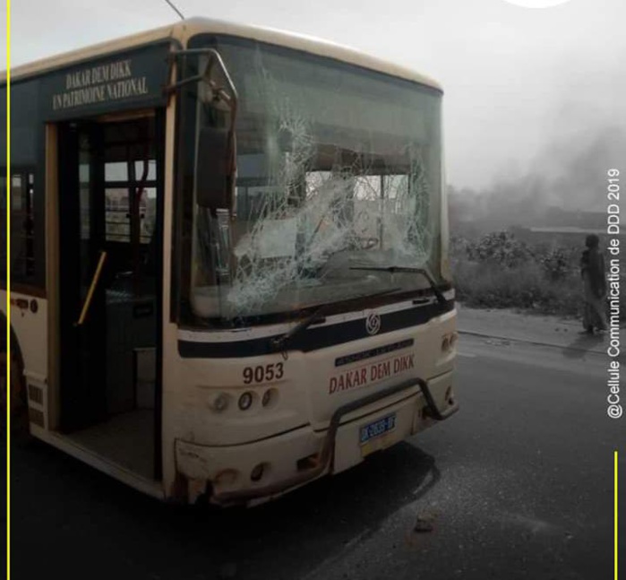 Tivaouane Peul: Un bus DDD caillassé, plusieurs personnes arrêtées