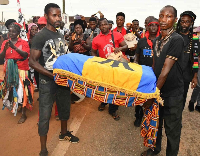 Les restes d’un esclave asservi à la Barbade, enterré au Ghana
