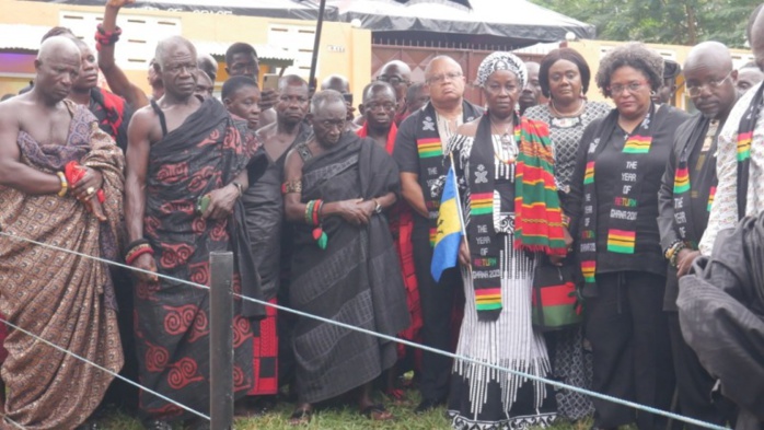 Les restes d’un esclave asservi à la Barbade, enterré au Ghana Les restes d’un esclave asservi à la Barbade, enterré au Ghana