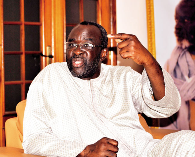 Moustapha Cissé Lô: «Si vous voulez un singe, allez chez Yakham »