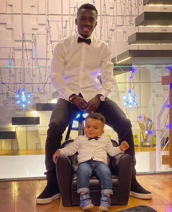 Les nouvelles photos de Gana Guèye et sa famille Les nouvelles photos de Gana Guèye et sa famille