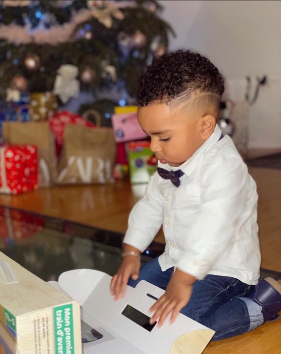 Les nouvelles photos de Gana Guèye et sa famille Les nouvelles photos de Gana Guèye et sa famille