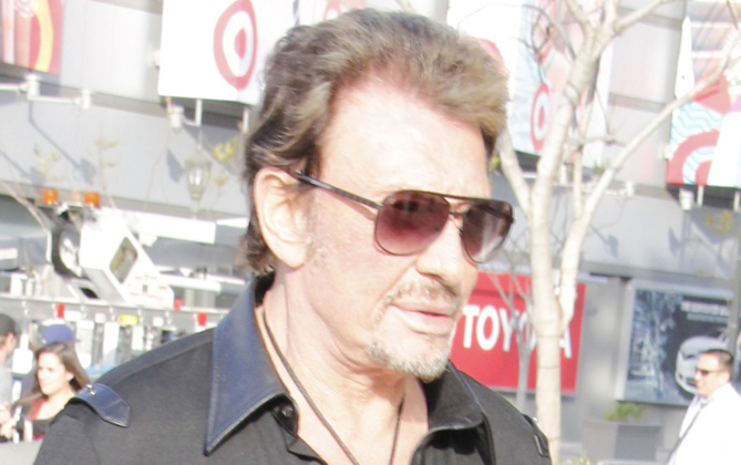 Johnny Hallyday avait perdu sa voix «Je suis passé si près de la mort»