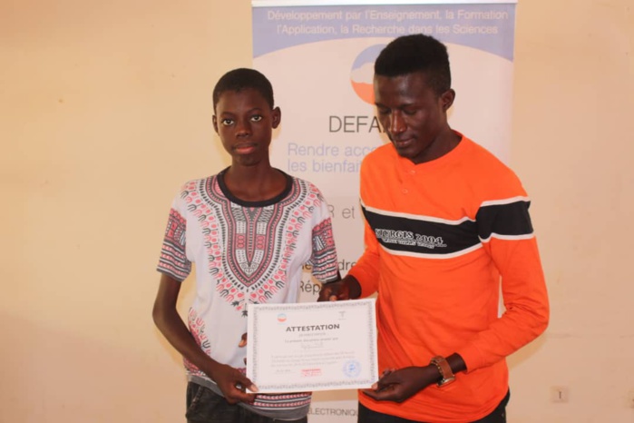 DEFAR Sci avec TEKKITECHNO à Linguère: Cérémonie de clôture de la première édition des 48h d'initiation en Design et aux objets connectés