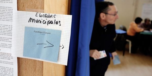 Droit de vote des étrangers : l'UMP met la pression sur le PS