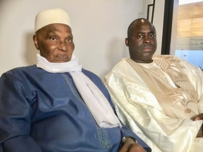 Audience: Serigne Djily Fatah Mbacké reçu par Me Wade Audience: Serigne Djily Fatah Mbacké reçu par Me Wade