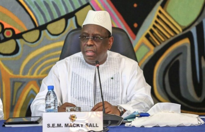 Bilan : Macky Sall liste ses pas en avant de l’année 2019 sur Twitter Bilan : Macky Sall liste ses pas en avant de l’année 2019 sur Twitter