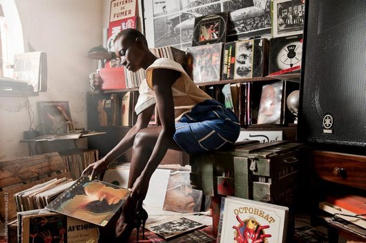 Quand la jeune styliste Selly Raby Kane nous séduit avec style.