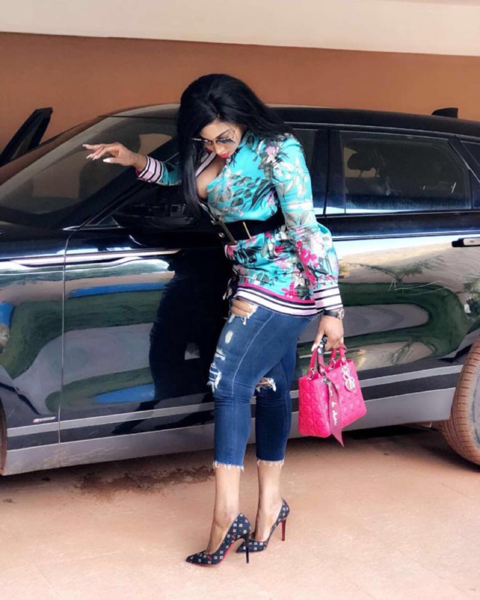 PHOTOS -  Diaba Sora, la bombe malienne impose sa puissance