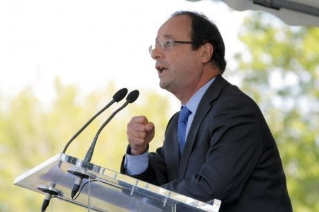 France-Afrique- Le discours de Sarkozy à Dakar "illustre un mépris envers l’Afrique", regrette François Hollande