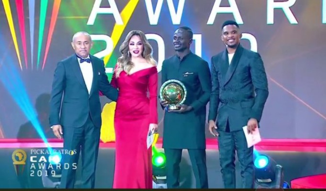URGENT- #CAFAwards2019: Sadio Mané remporte le prix de meilleur joueur 