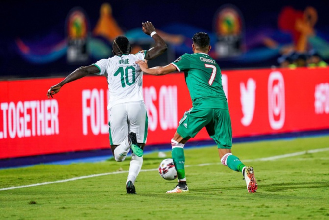 Caf Awards: Riyad Mahrez félicite Sadio Mané et s’excuse de son absence