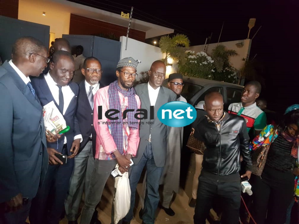 Exclusivité: Les images de la rencontre PDS  - Nio Lank chez Me Abdoulaye Wade à Mermoz