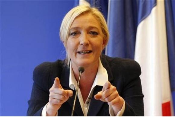 Marine Le Pen a préféré Hollande à Sarkozy