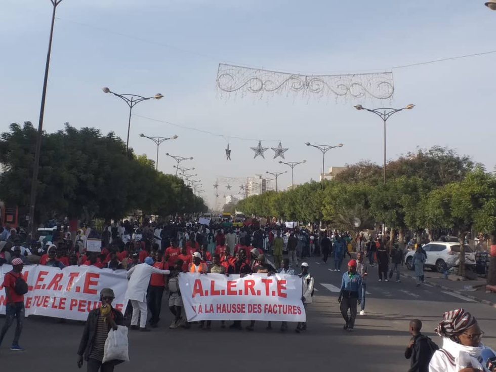 MARCHE "NIO LANK" contre la hausse de l'électricité: Les images de la rencontre !