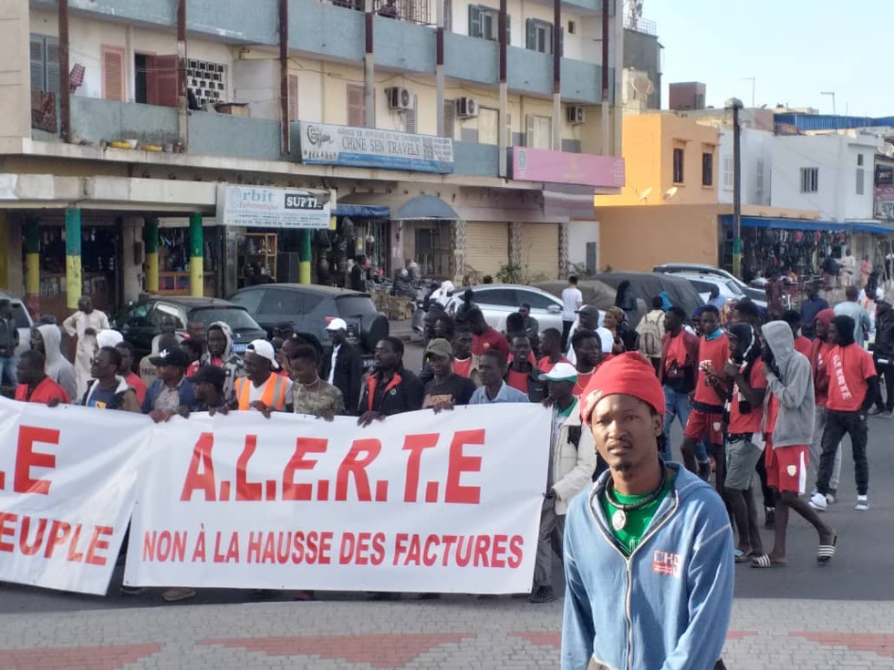 MARCHE "NIO LANK" contre la hausse de l'électricité: Les images de la rencontre !