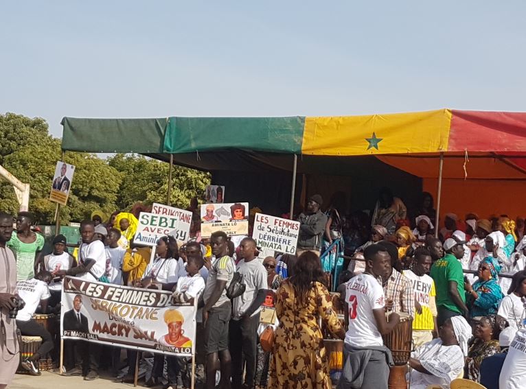Lancement de la Tournée Nationale du Mouvement des femmes de l'APR: Les images de la rencontre à Rufisque ! Lancement de la Tournée Nationale du Mouvement des femmes de l'APR: Les images de la rencontre à Rufisque !