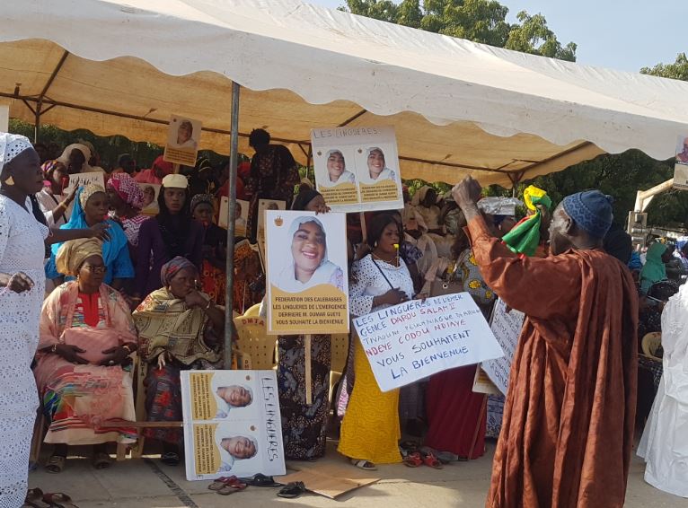Lancement de la Tournée Nationale du Mouvement des femmes de l'APR: Les images de la rencontre à Rufisque ! Lancement de la Tournée Nationale du Mouvement des femmes de l'APR: Les images de la rencontre à Rufisque !