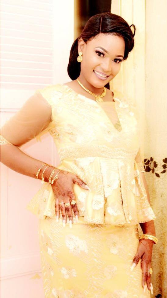 PHOTOS– Carnet blanc: La journaliste Ngoné Saliou Diop devient Mme Niasse PHOTOS– Carnet blanc: La journaliste Ngoné Saliou Diop devient Mme Niasse