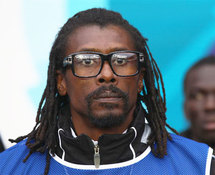 Aliou Cissé: "Si on a fait des rastas, c’était pour ressembler à Jules" Aliou Cissé: "Si on a fait des rastas, c’était pour ressembler à Jules"