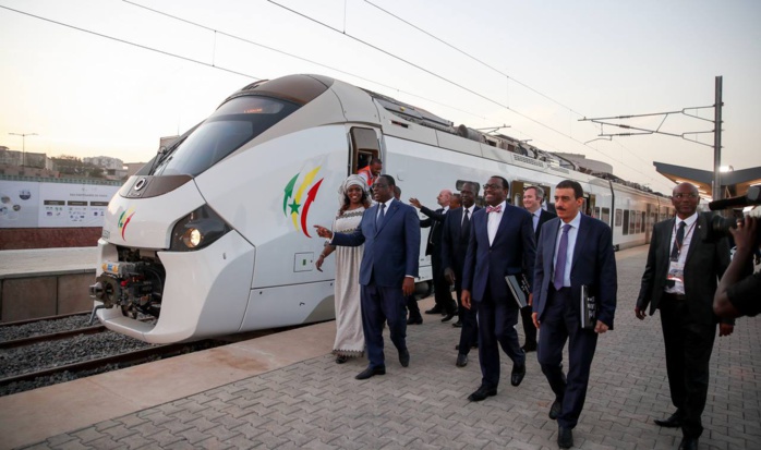Un an après son inauguration, le Train Express Régional ne roule toujours pas...