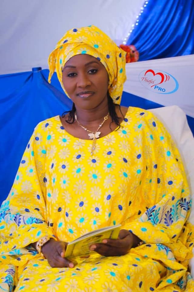 Les nouvelles photos de Sokhna Aïda Diallo avec Bator et Adja Saliou Les nouvelles photos de Sokhna Aïda Diallo avec Bator et Adja Saliou