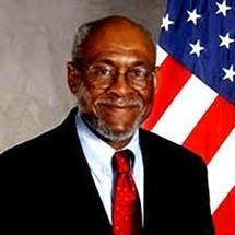 Présidentielle : Carson félicite Wade pour "la dignité de son comportement"