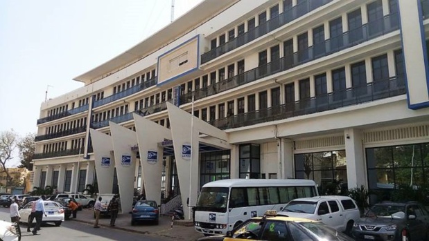 La Poste condamnée à payer 1 million FCFA...