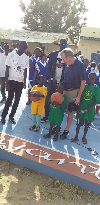 PHOTOS - Kaolack: Kobe Bryant, le nom donné au terrain de basket offert par le SEED