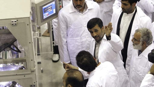 Les Etats-Unis votent pour une éventuelle utilisation de la force contre l'Iran Les Etats-Unis votent pour une éventuelle utilisation de la force contre l'Iran