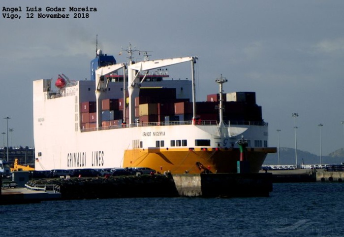 PHOTOS- Voici "Grande Nigéria", le bateau qui transportait la tonne de drogue saisie au Port de Dakar