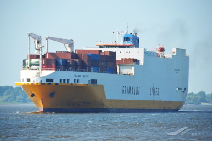 PHOTOS- Voici "Grande Nigéria", le bateau qui transportait la tonne de drogue saisie au Port de Dakar