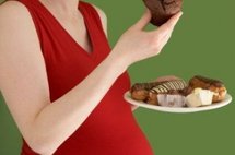 Les femmes enceintes ne doivent plus manger pour deux