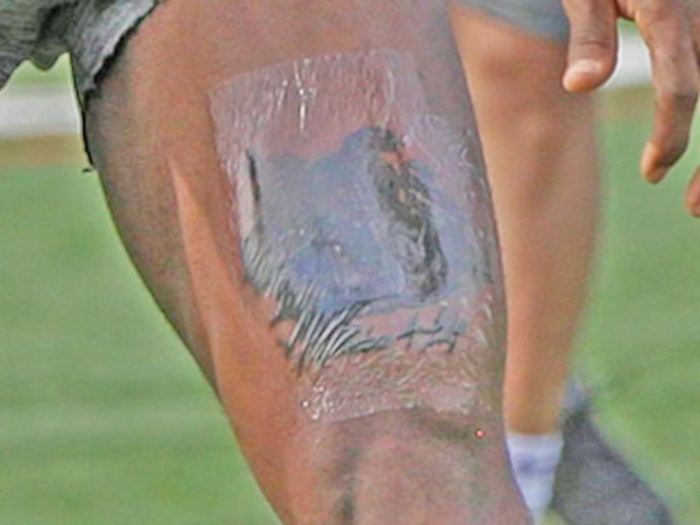 PHOTOS – Lebron James a déjà son tatouage en hommage à Kobe Bryant