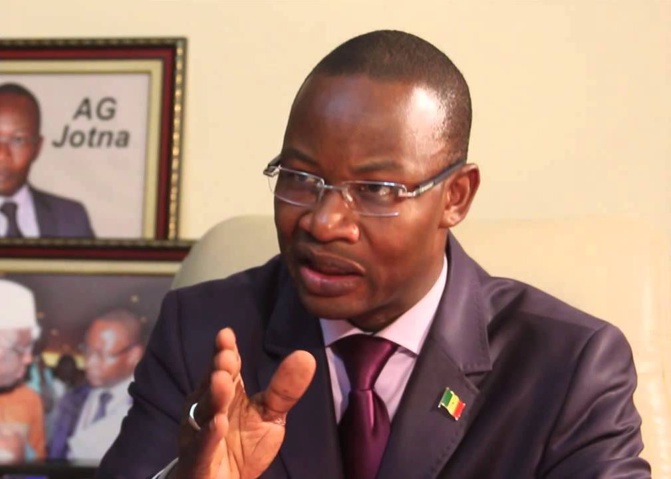 ‘’Macky 2012’’ : Les jeunes de la coalition saluent la suspension de Me Moussa Diop ‘’Macky 2012’’ : Les jeunes de la coalition saluent la suspension de Me Moussa Diop