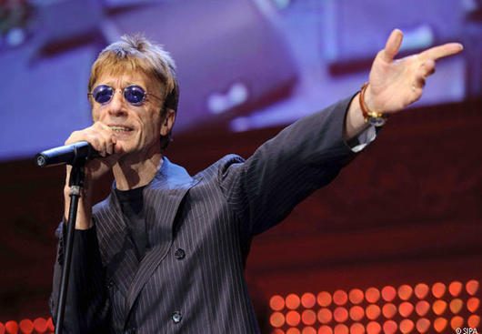 Le chanteur des Bee Gees a succombé à un cancer