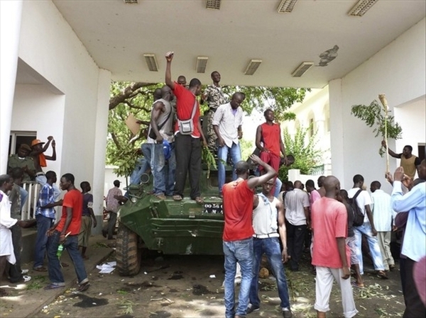 PHOTOS de la manifestation du 21 mai 2012 à Bamako