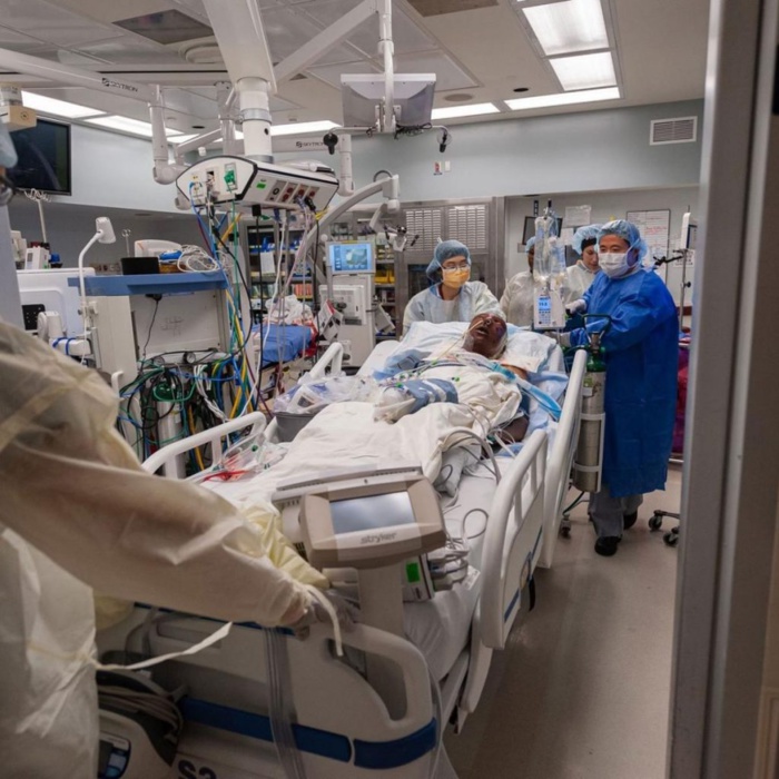 Après 18 interventions chirurgicales, il devient le premier Afro-Américain à recevoir une greffe au visage Après 18 interventions chirurgicales, il devient le premier Afro-Américain à recevoir une greffe au visage