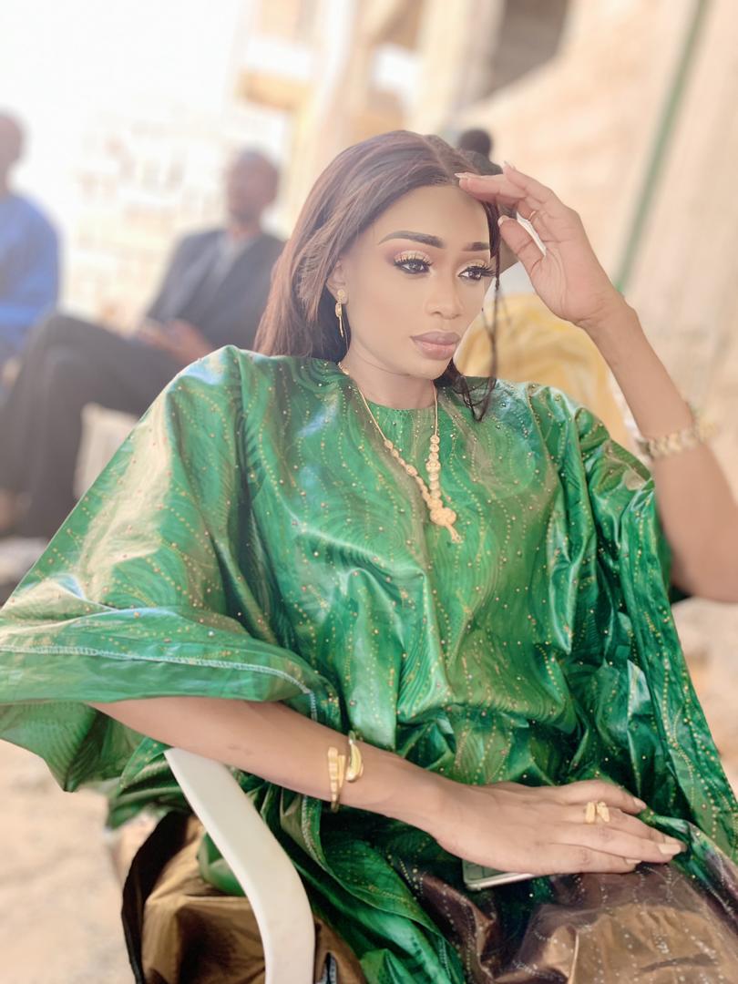 Les premières images du baptême du fils de Nafissatou Dièye de la Sentv Les premières images du baptême du fils de Nafissatou Dièye de la Sentv