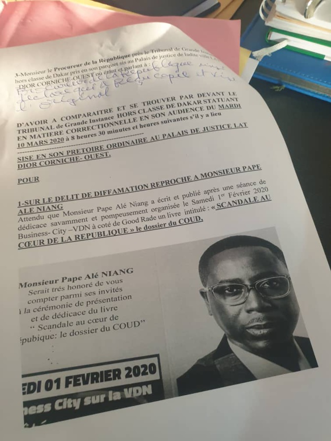 Plainte pour diffamation: Cheikh Oumar Anne réclame 10 milliards F Cfa à Pape Alé Niang et Cie Plainte pour diffamation: Cheikh Oumar Anne réclame 10 milliards F Cfa à Pape Alé Niang et Cie