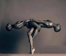 Photo : Une pose très osée du  mannequin sénégalais Azybanks !