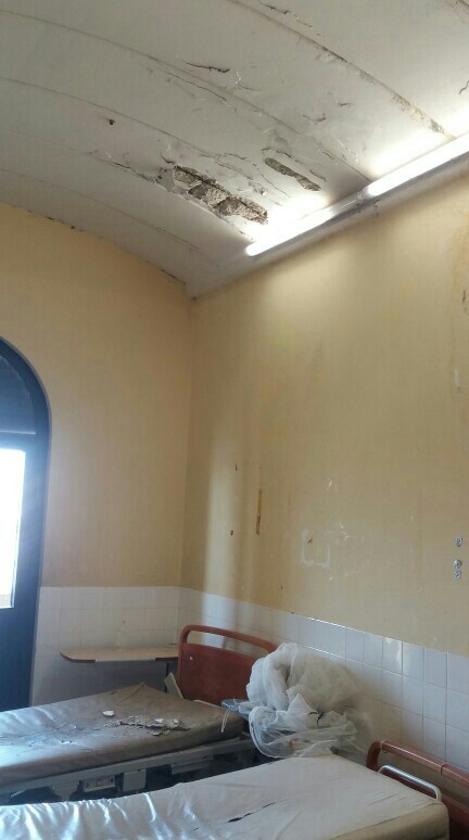 PHOTOS - L'hôpital régional de Saint-Louis menace de s'effondrer PHOTOS - L'hôpital régional de Saint-Louis menace de s'effondrer